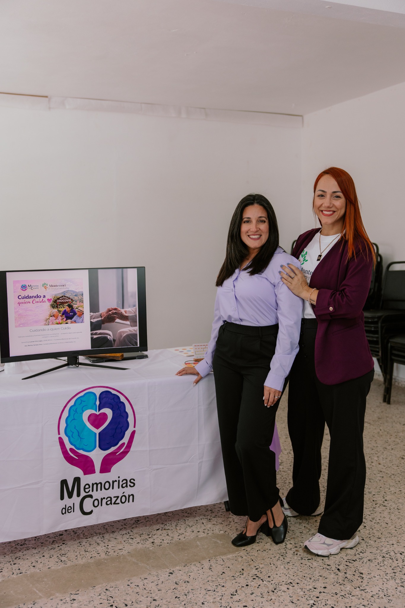 Mariluz y Lymari juntas en el primer taller de Lymari en Orocovis